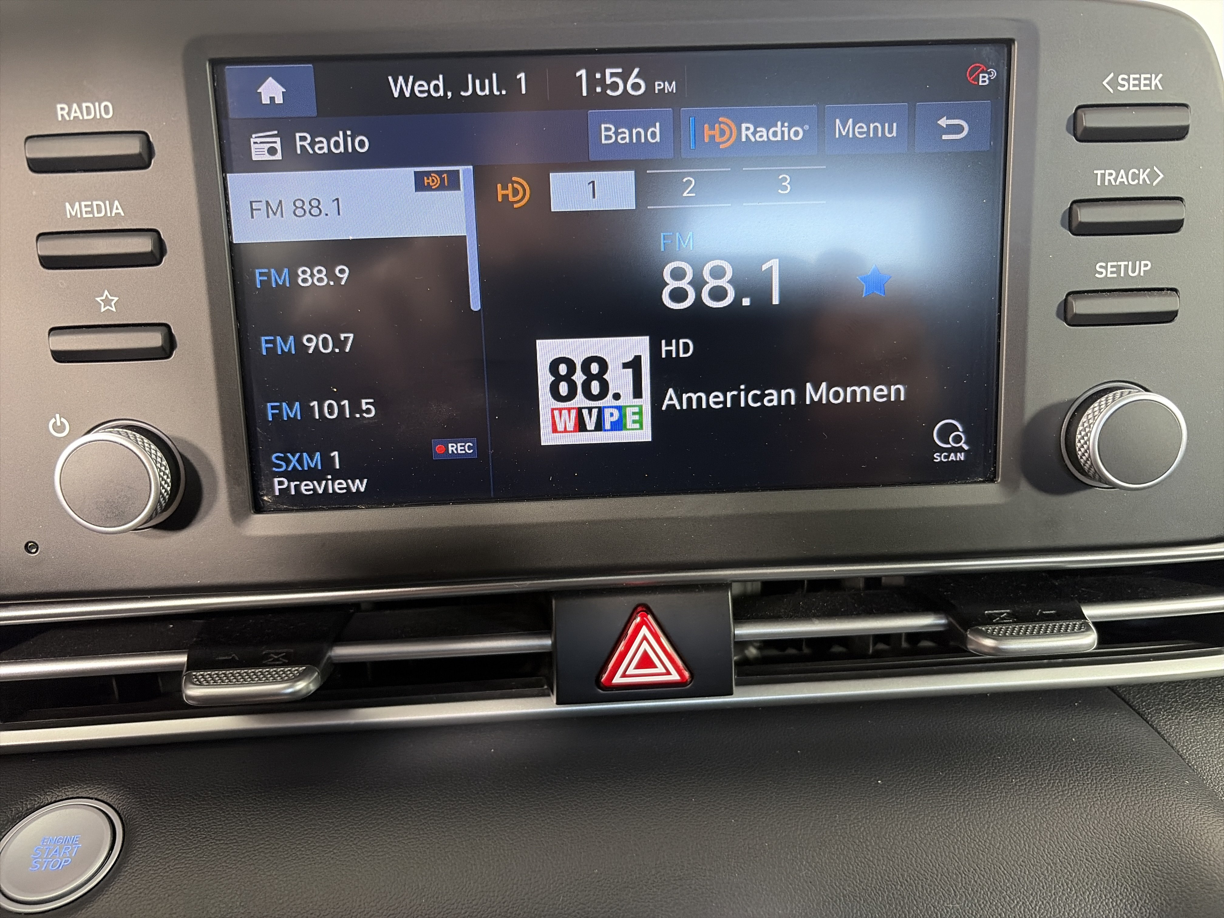 Certified 2022 Hyundai Elantra SEL FWD image 18