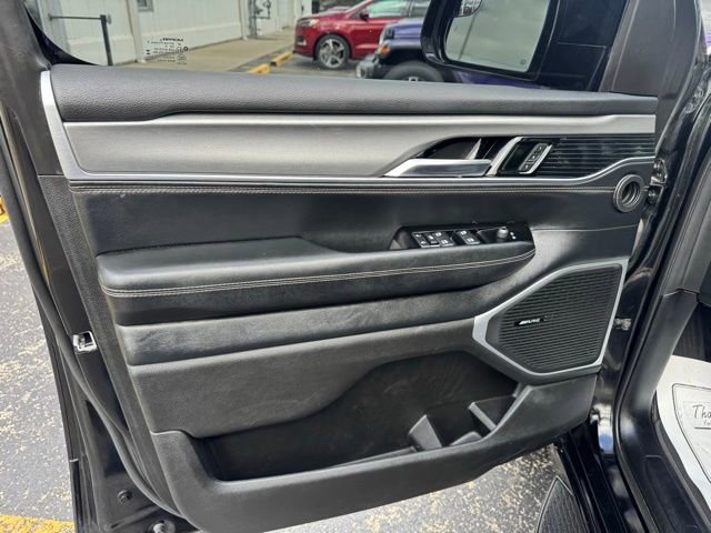 Used 2024 Jeep Wagoneer Series II AWD/4WD image 26