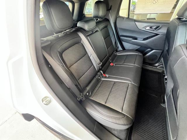 New 2026 Chevrolet Equinox LT w/ Convenience Package II image 24