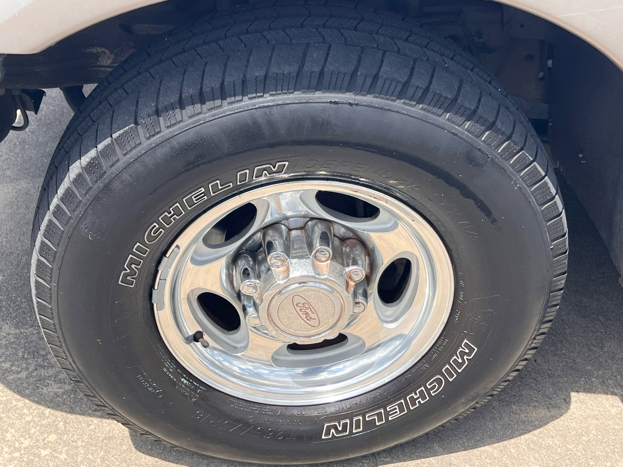 Used 2001 Ford Excursion Limited image 36