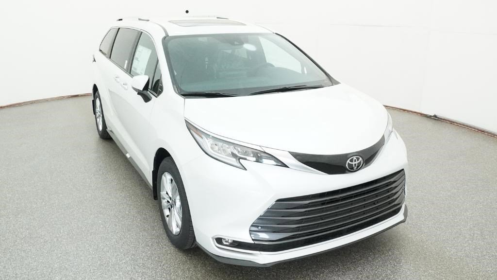 New 2026 Toyota Sienna Limited image 46