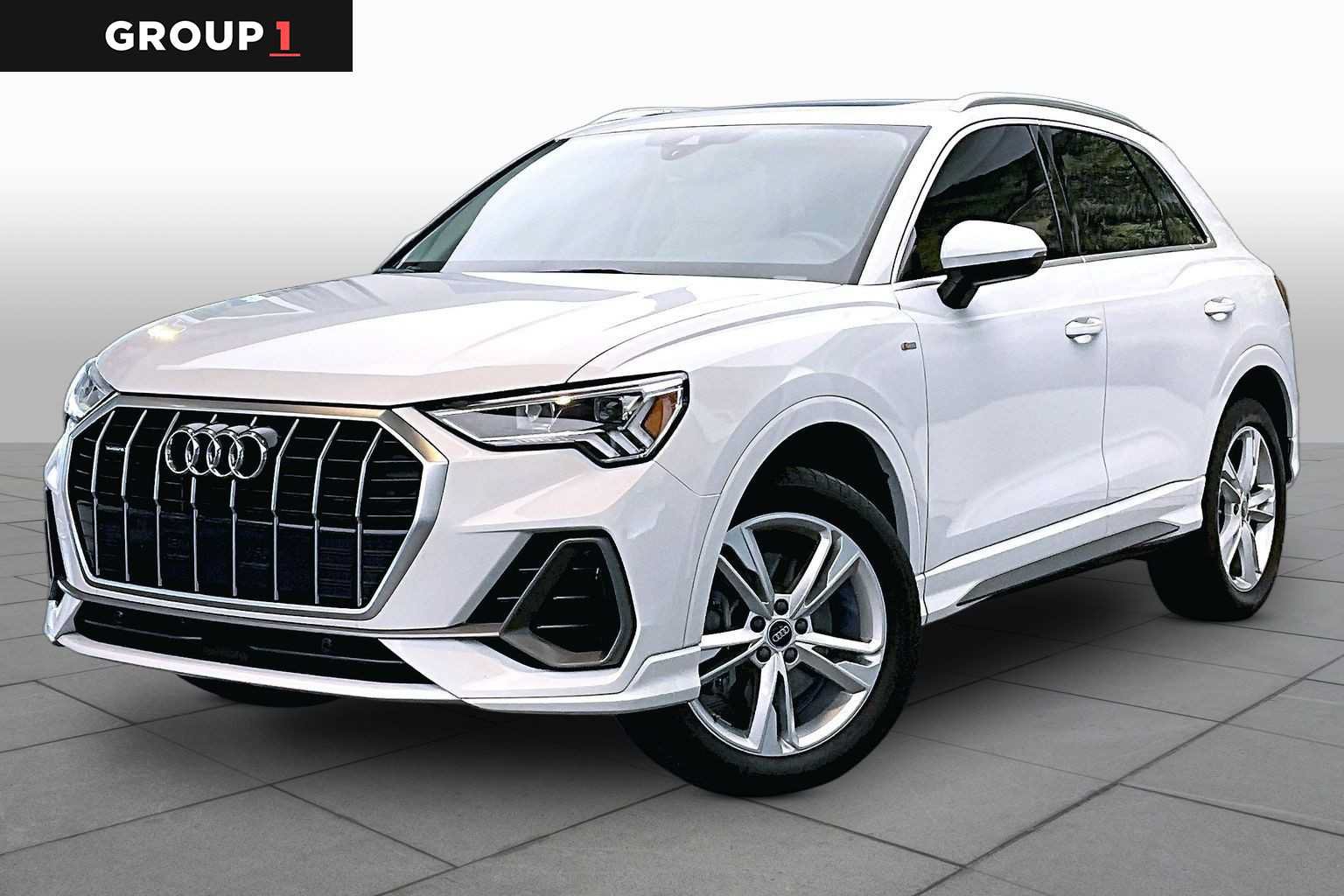 Used 2024 Audi Q3 2.0T Premium w/ Convenience Package