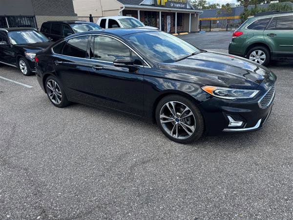 Used 2020 Ford Fusion Titanium FWD image 5