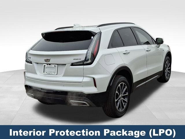 Used 2024 Cadillac XT4 Sport w/ Cold Weather Package image 7