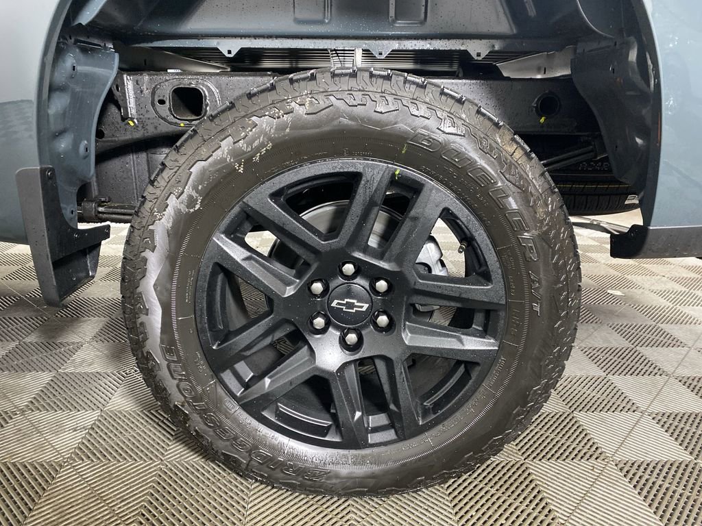 New 2026 Chevrolet Silverado 1500 Custom Trail Boss w/ LPO, Dark Essentials Package image 32