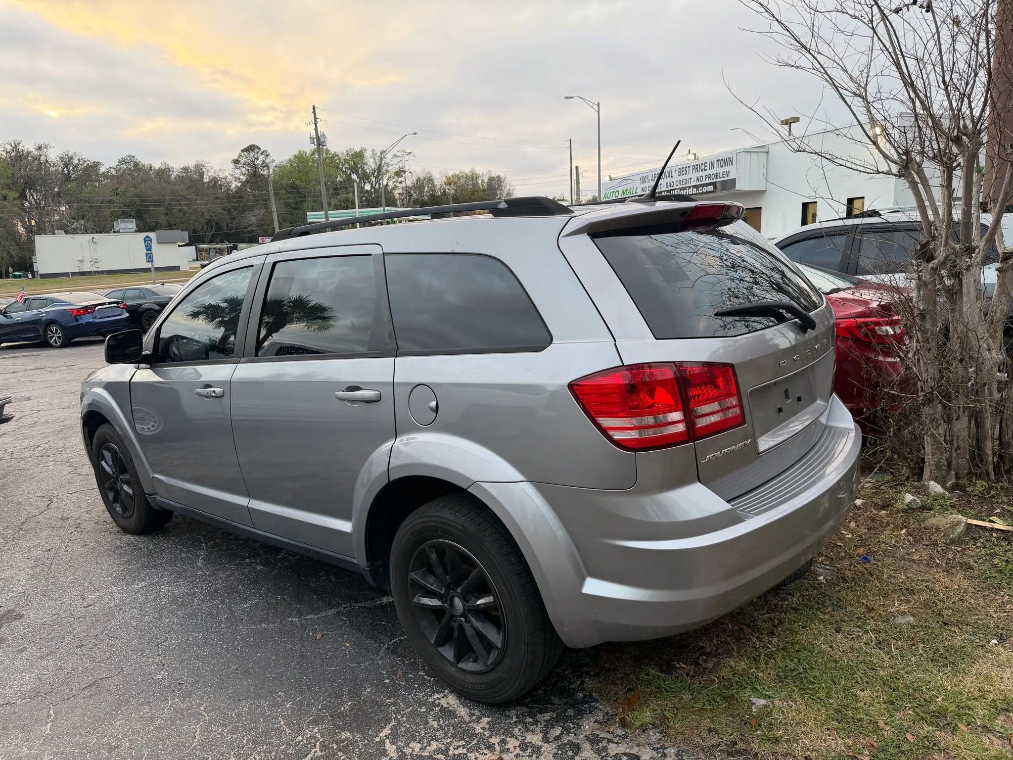 Used 2016 Dodge Journey SE w/ Flexible Seating Group FWD image 5