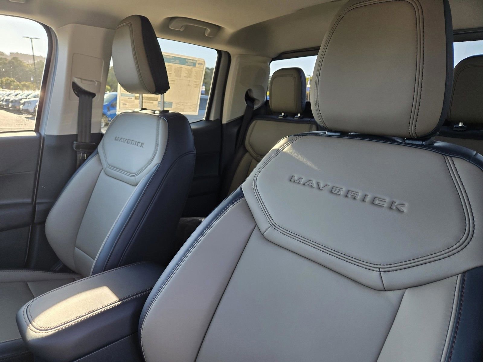 New 2025 Ford Maverick Lariat w/ 4K Tow Package AWD/4WD image 10