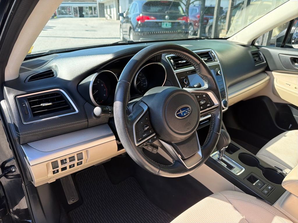 Used 2019 Subaru Outback 2.5i Premium AWD/4WD image 17