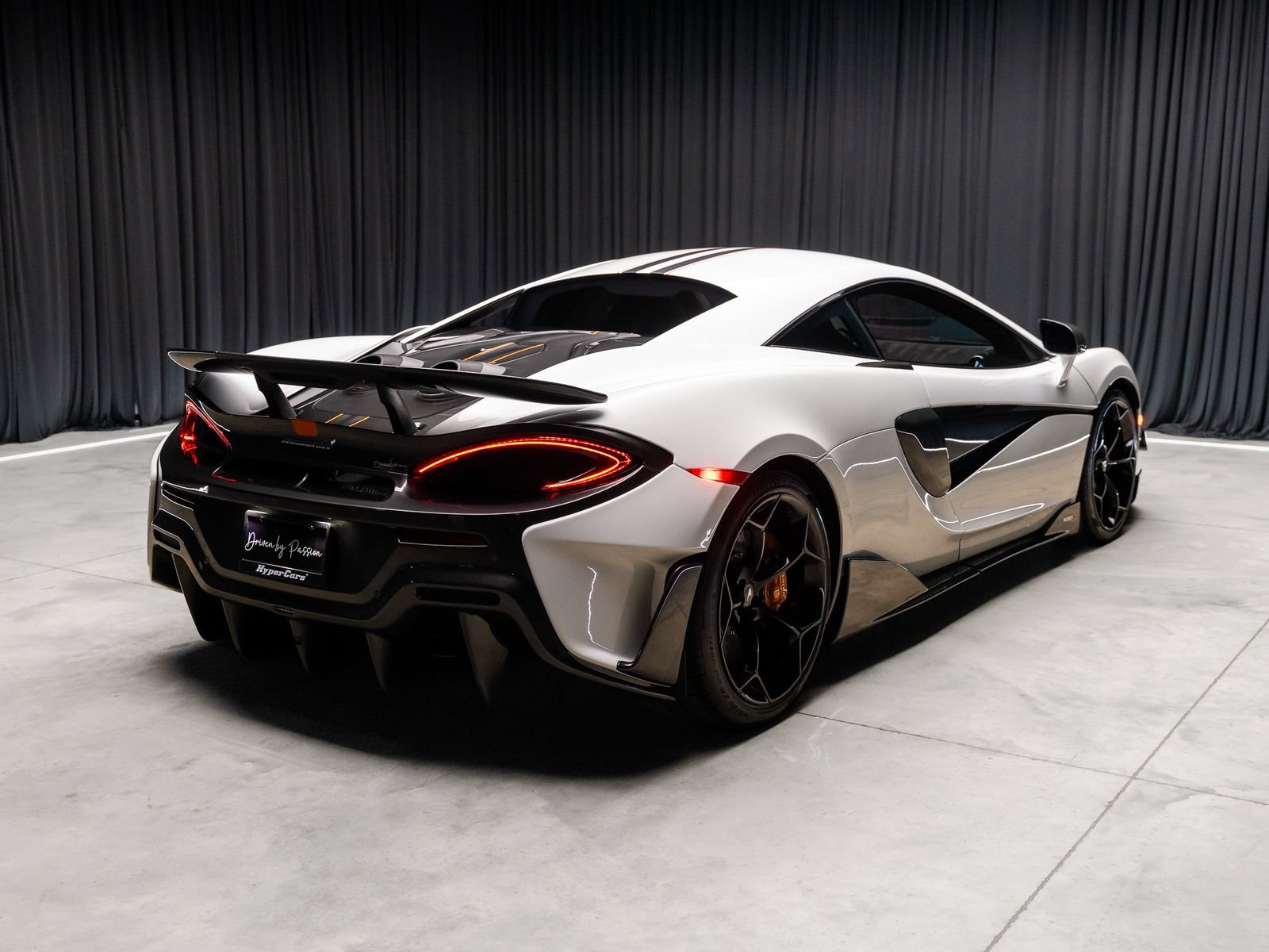 Used 2019 McLaren 600LT RWD image 46