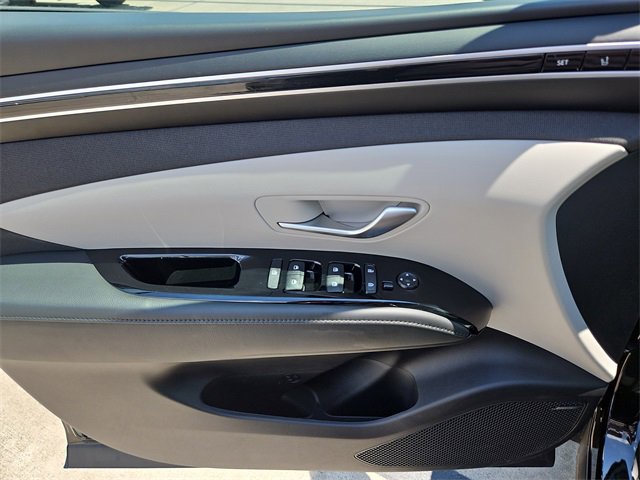 Used 2024 Hyundai Tucson Limited image 13