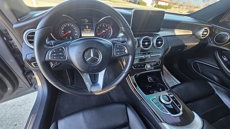 Used 2018 Mercedes-Benz C 300 Coupe image 7