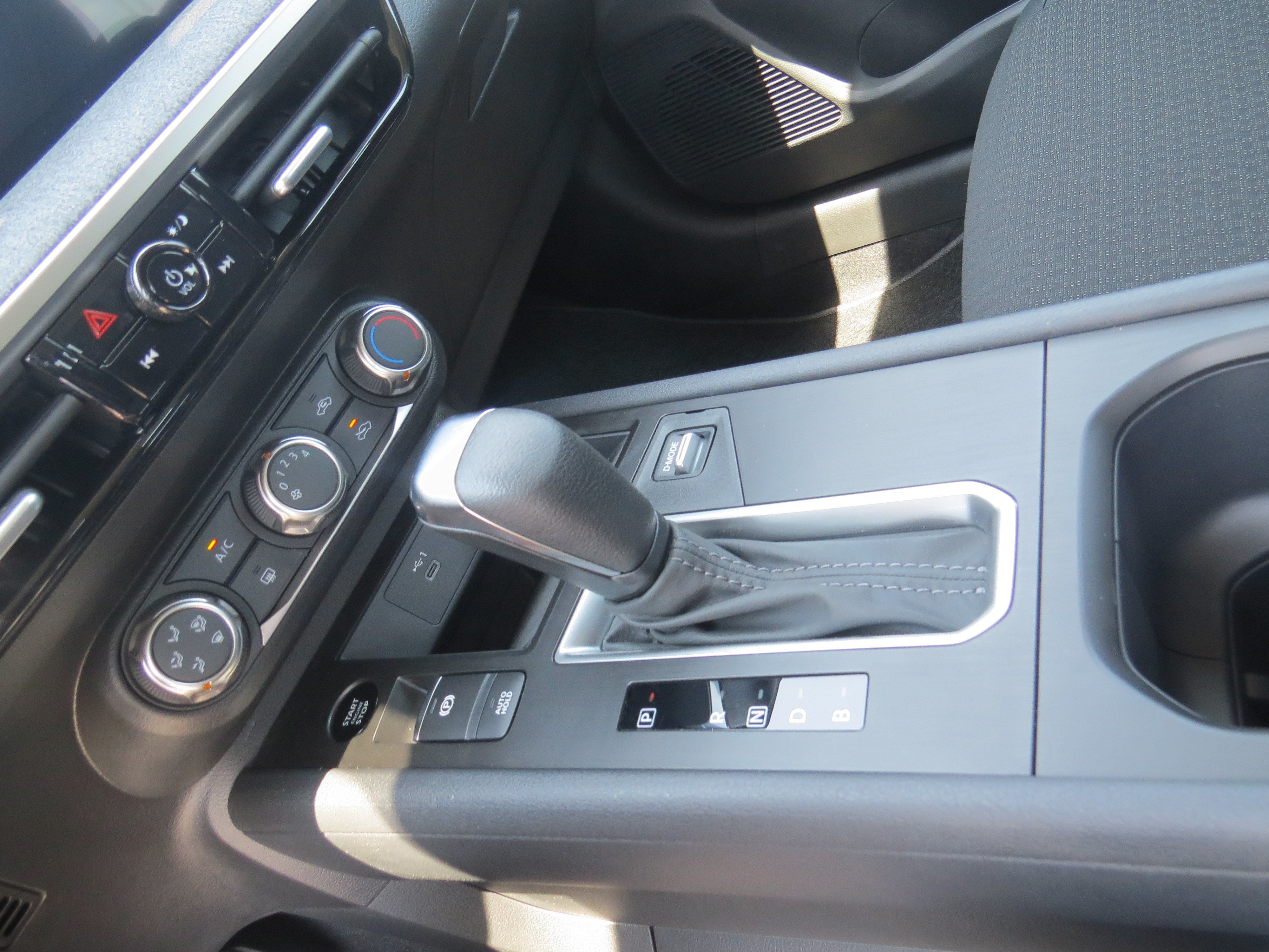 New 2026 Nissan Kicks S AWD/4WD image 15
