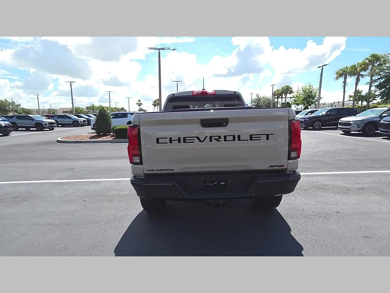 New 2026 Chevrolet Colorado ZR2 w/ Technology Package AWD/4WD image 20