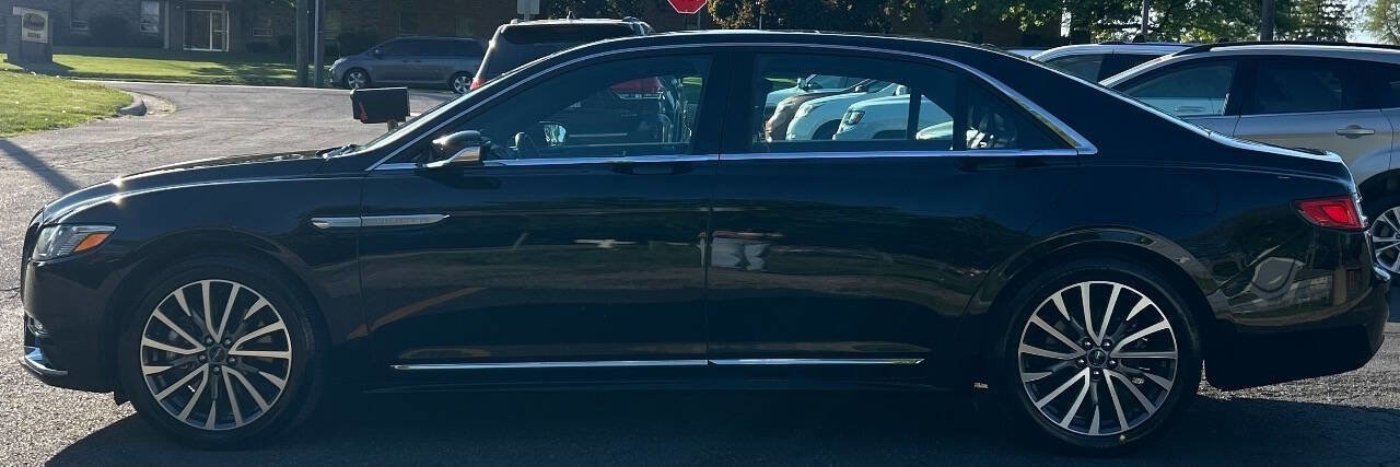 Used 2017 Lincoln Continental Select w/ Climate Package AWD/4WD image 7