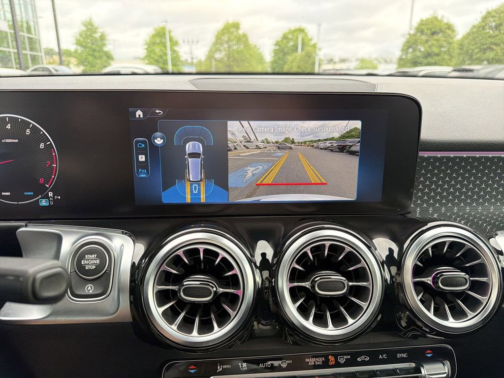 Certified 2026 Mercedes-Benz GLB 250 4MATIC image 27