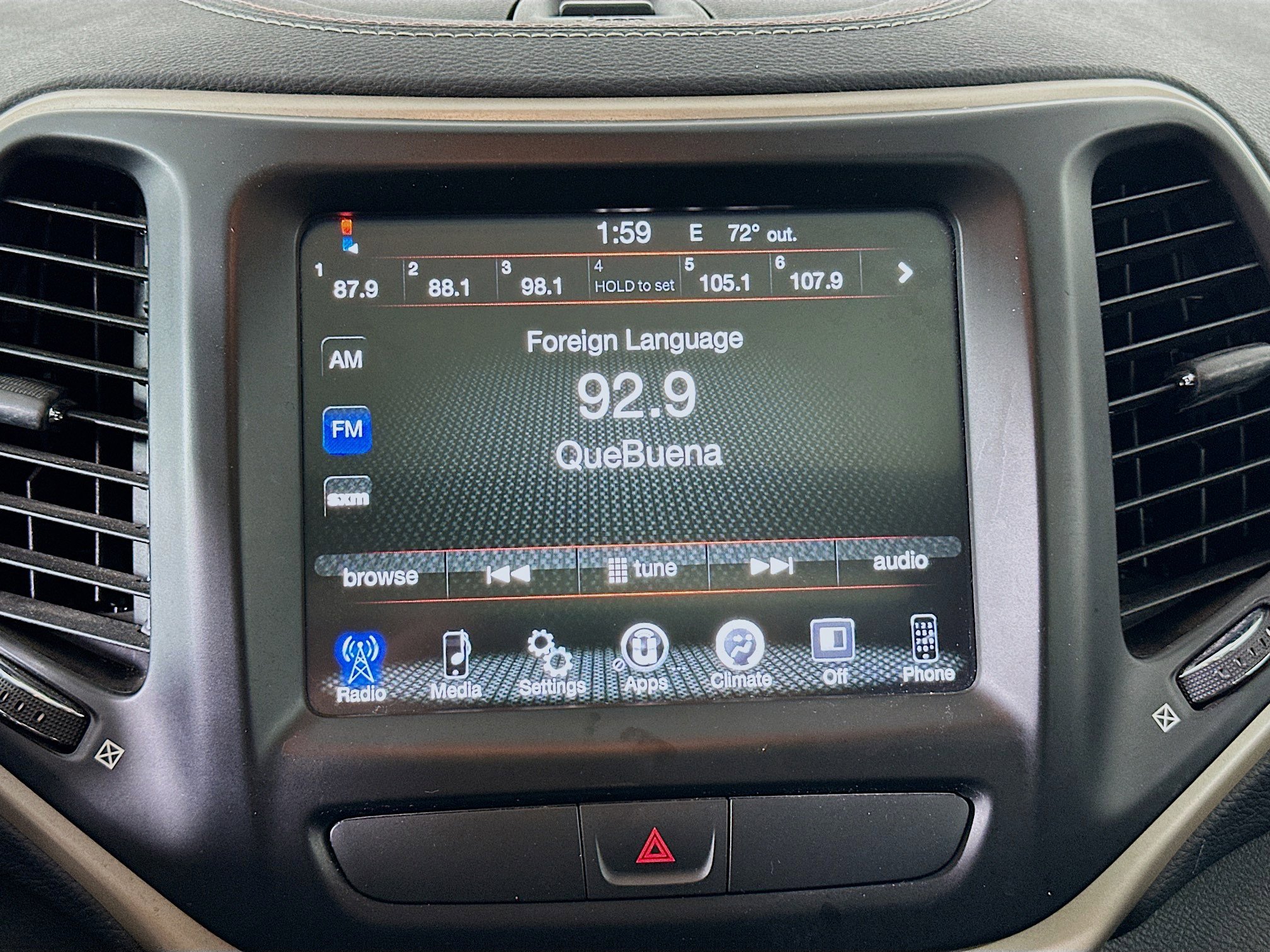 Used 2016 Jeep Cherokee 75th Anniversary image 19