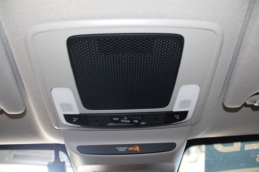 Used 2023 Honda HR-V LX image 33