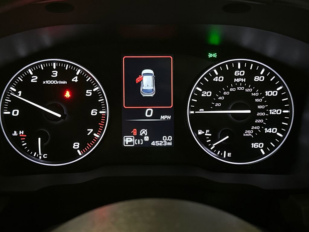 Used 2025 Subaru Crosstrek 2.0i Premium image 21