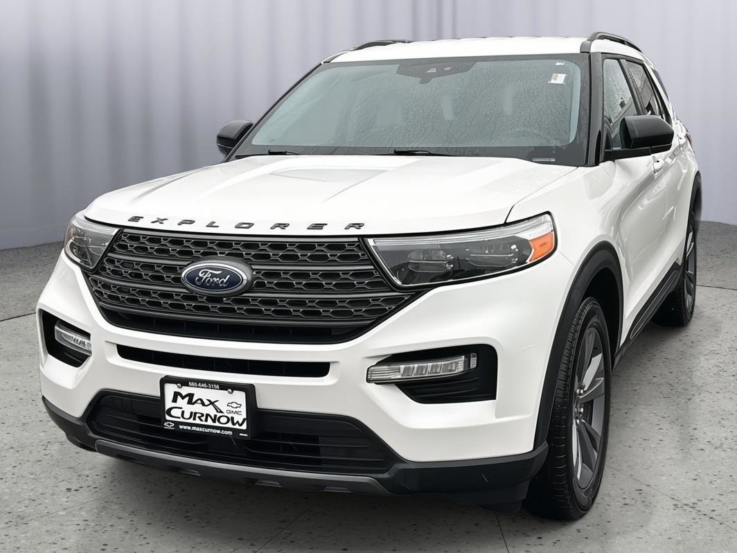 Used 2023 Ford Explorer XLT w/ Equipment Group 202A image 1