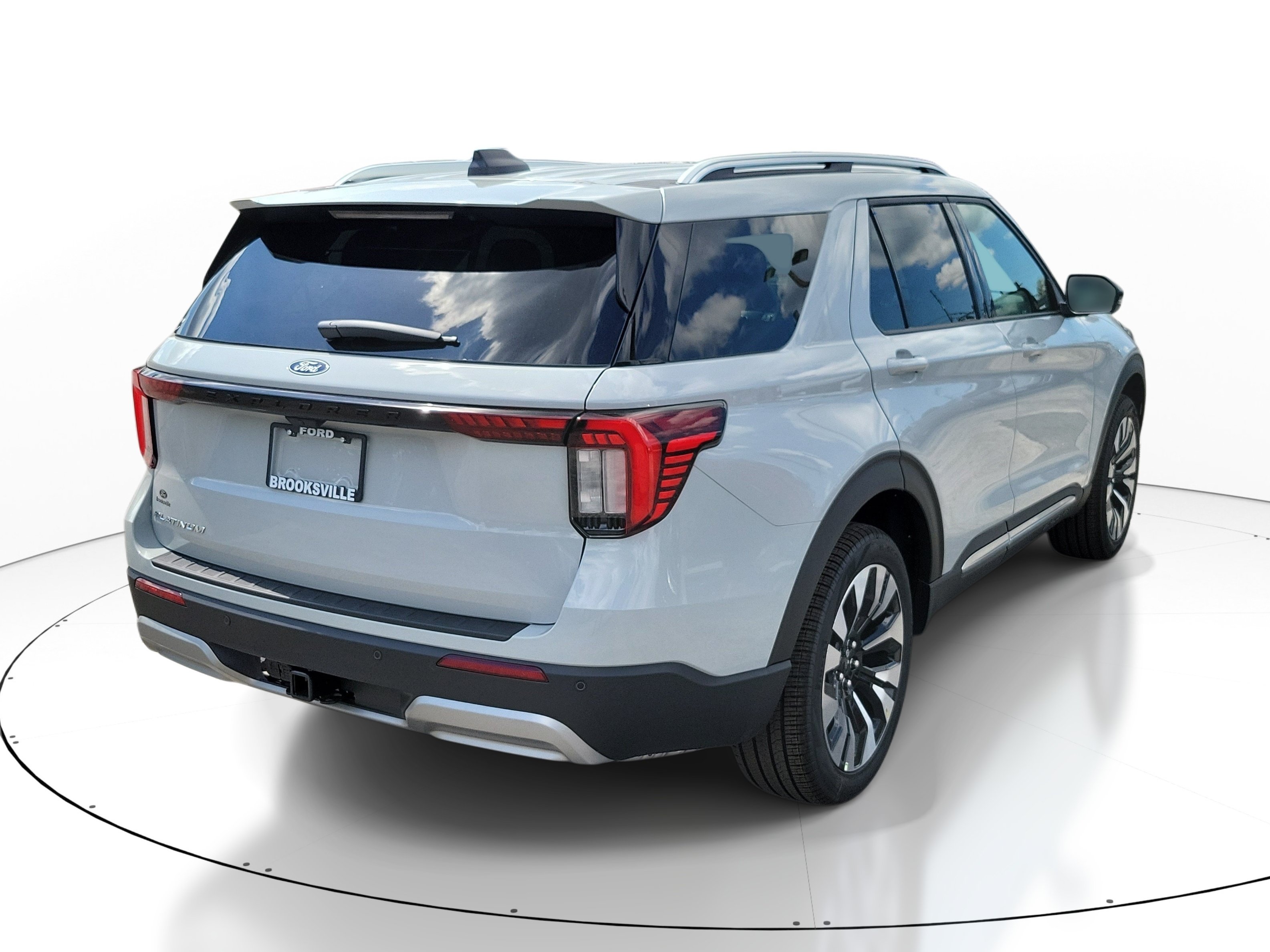New 2027 Ford Explorer Platinum w/ LUX Leather Package AWD/4WD image 2