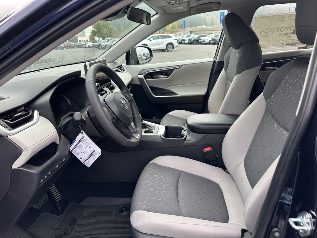 New 2025 Toyota RAV4 XLE image 13