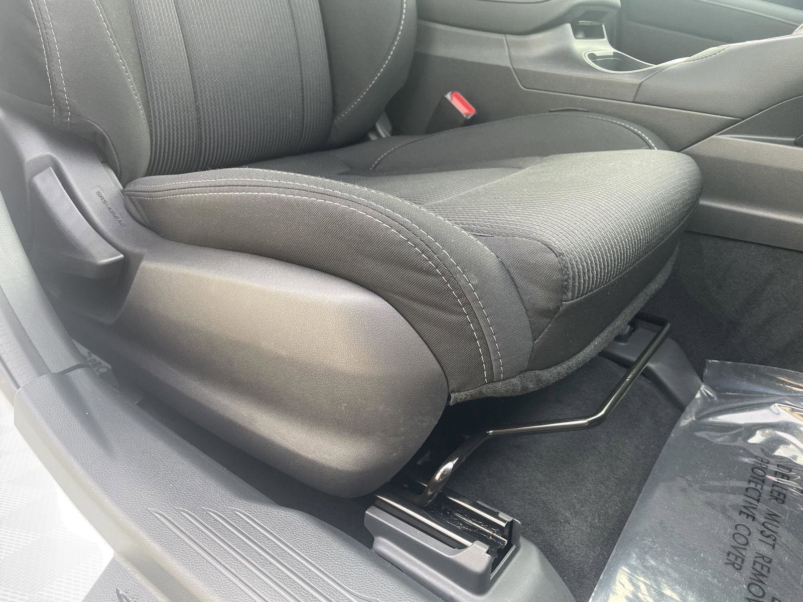 Used 2025 Subaru Legacy Premium image 16