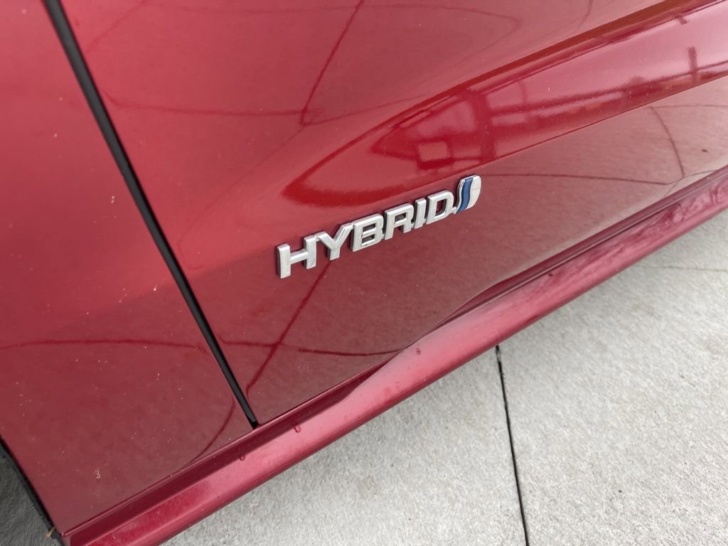 Used 2021 Toyota Sienna XLE w/ XLE Plus Package image 20