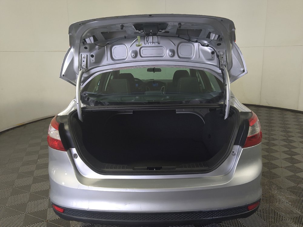 Used 2014 Ford Focus SE FWD image 29