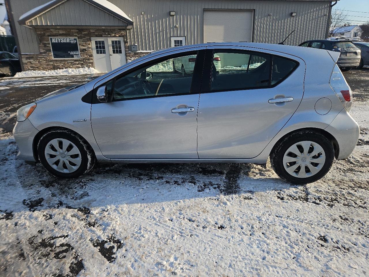Used 2013 Toyota Prius C Two FWD image 6