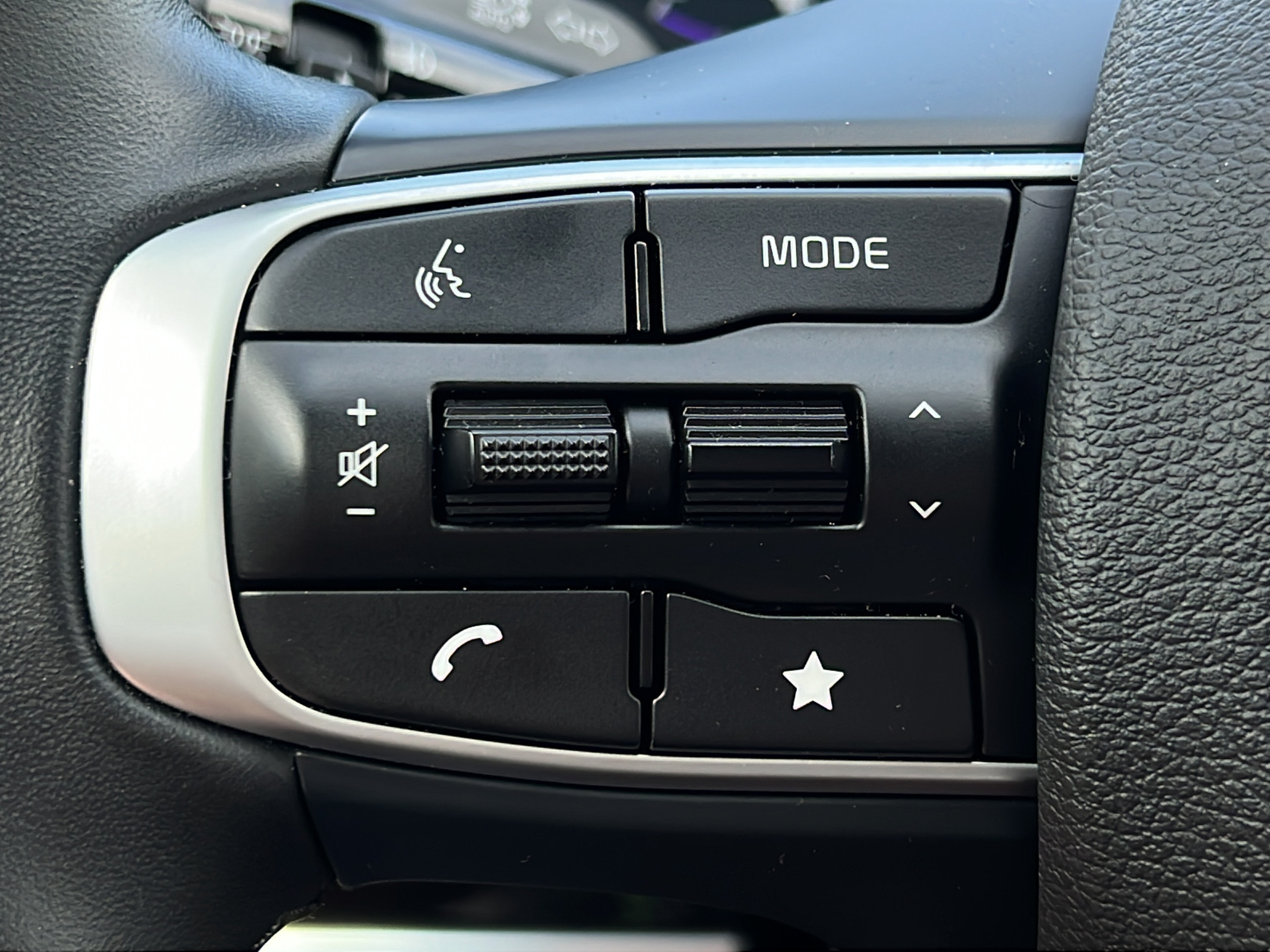 Certified 2023 Kia Sportage SX FWD image 21