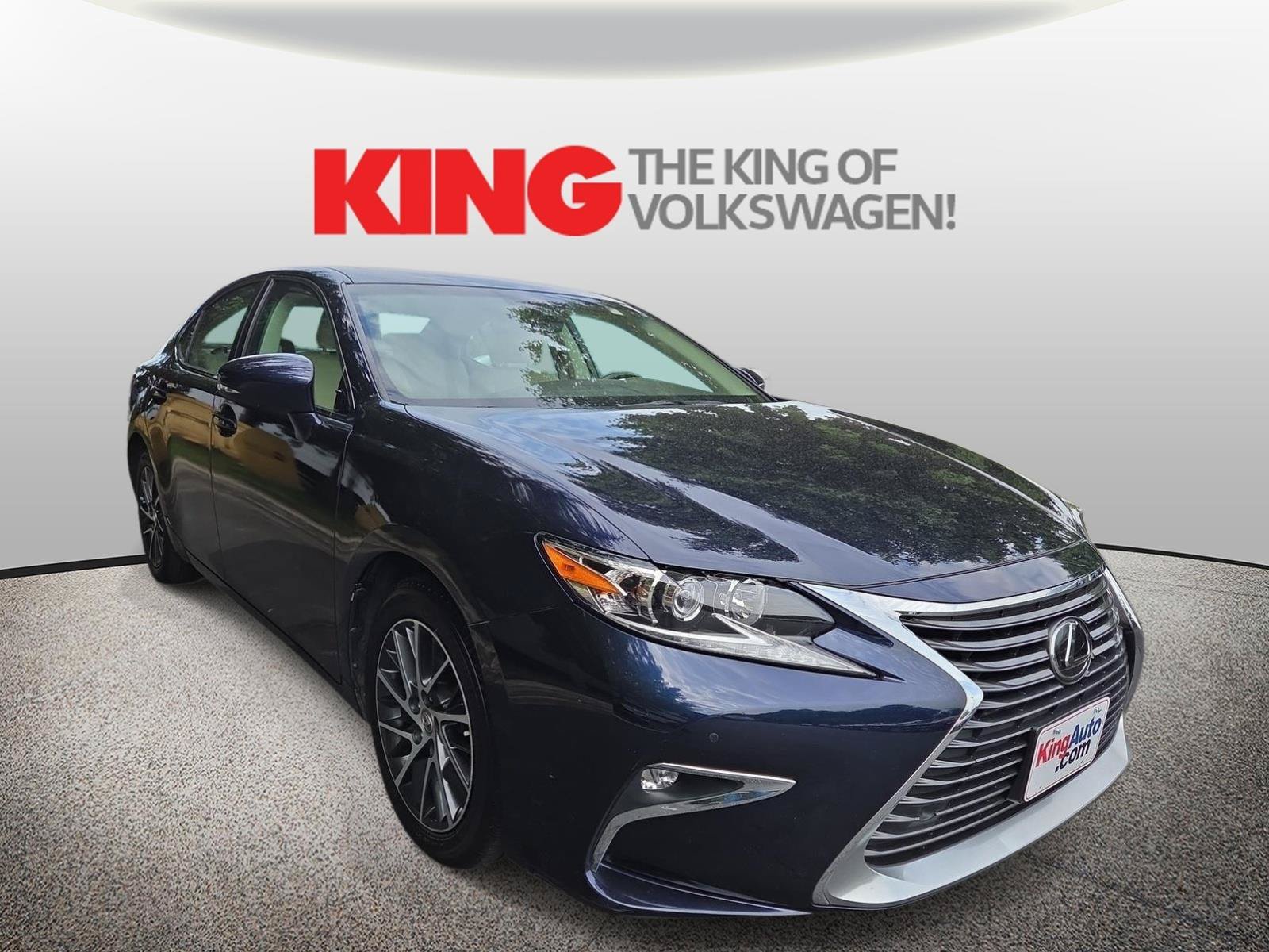 Used 2017 Lexus ES 350 w/ Navigation System Package