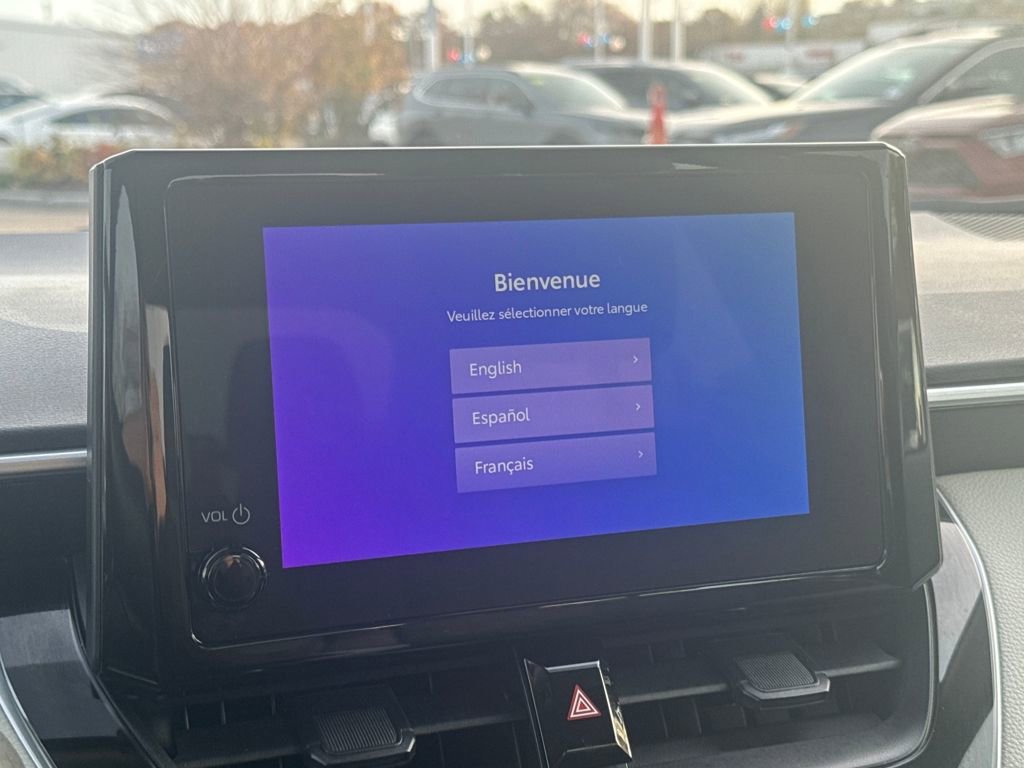 Used 2025 Toyota Corolla LE image 21