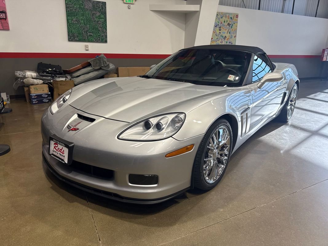 Used 2012 Chevrolet Corvette Grand Sport w/ 3LT Preferred Equipment Group RWD image 9