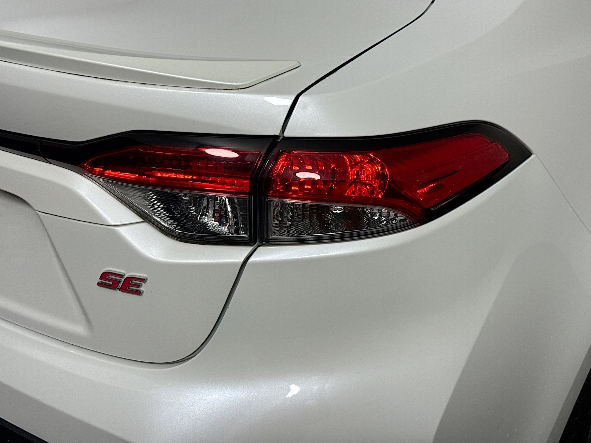 Used 2020 Toyota Corolla SE image 33