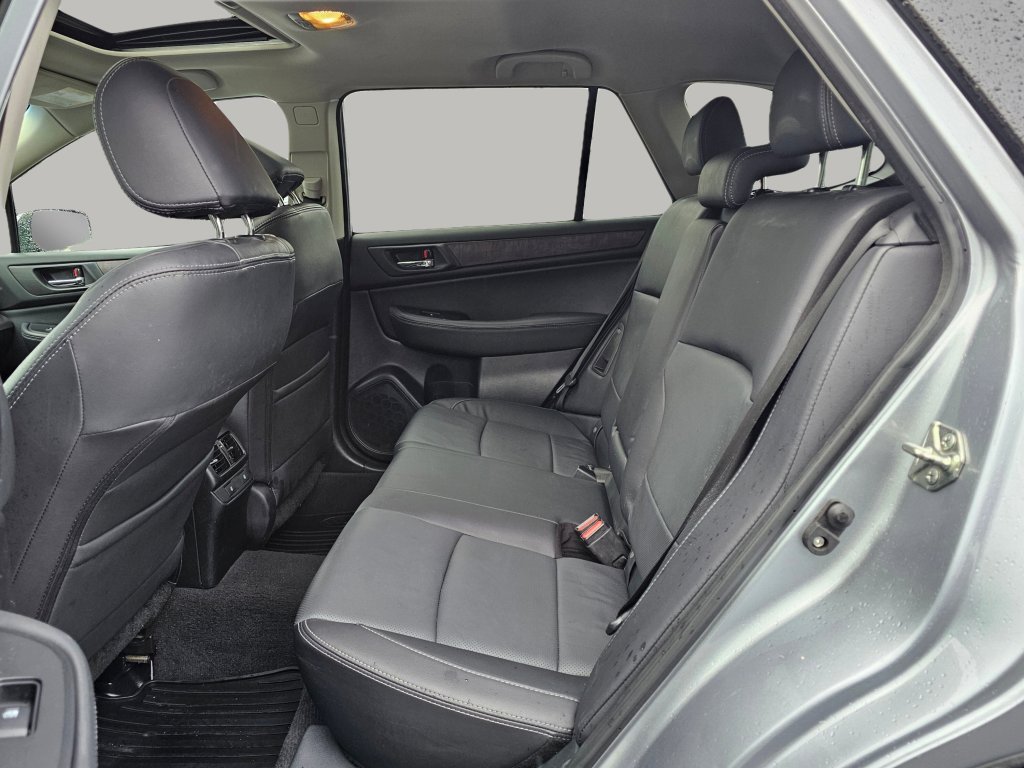 Used 2017 Subaru Outback 2.5i Limited image 23