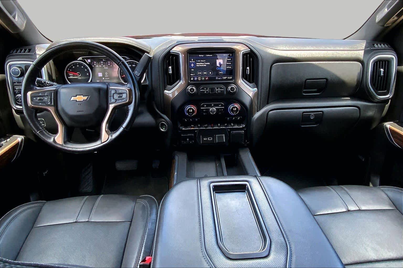Used 2020 Chevrolet Silverado 1500 High Country w/ Z71 Off-Road Package AWD/4WD image 16