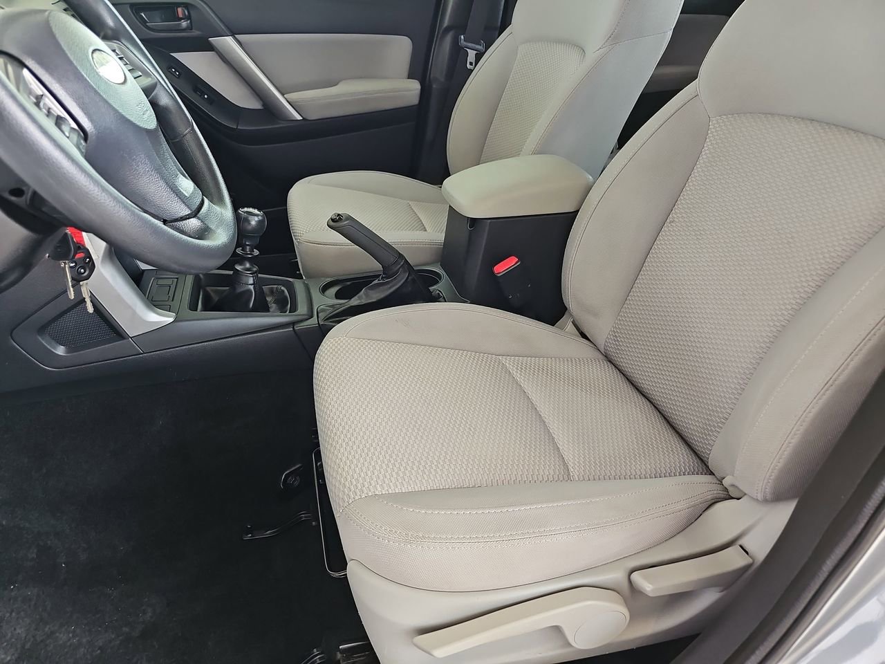 Used 2015 Subaru Forester 2.5i AWD/4WD image 19
