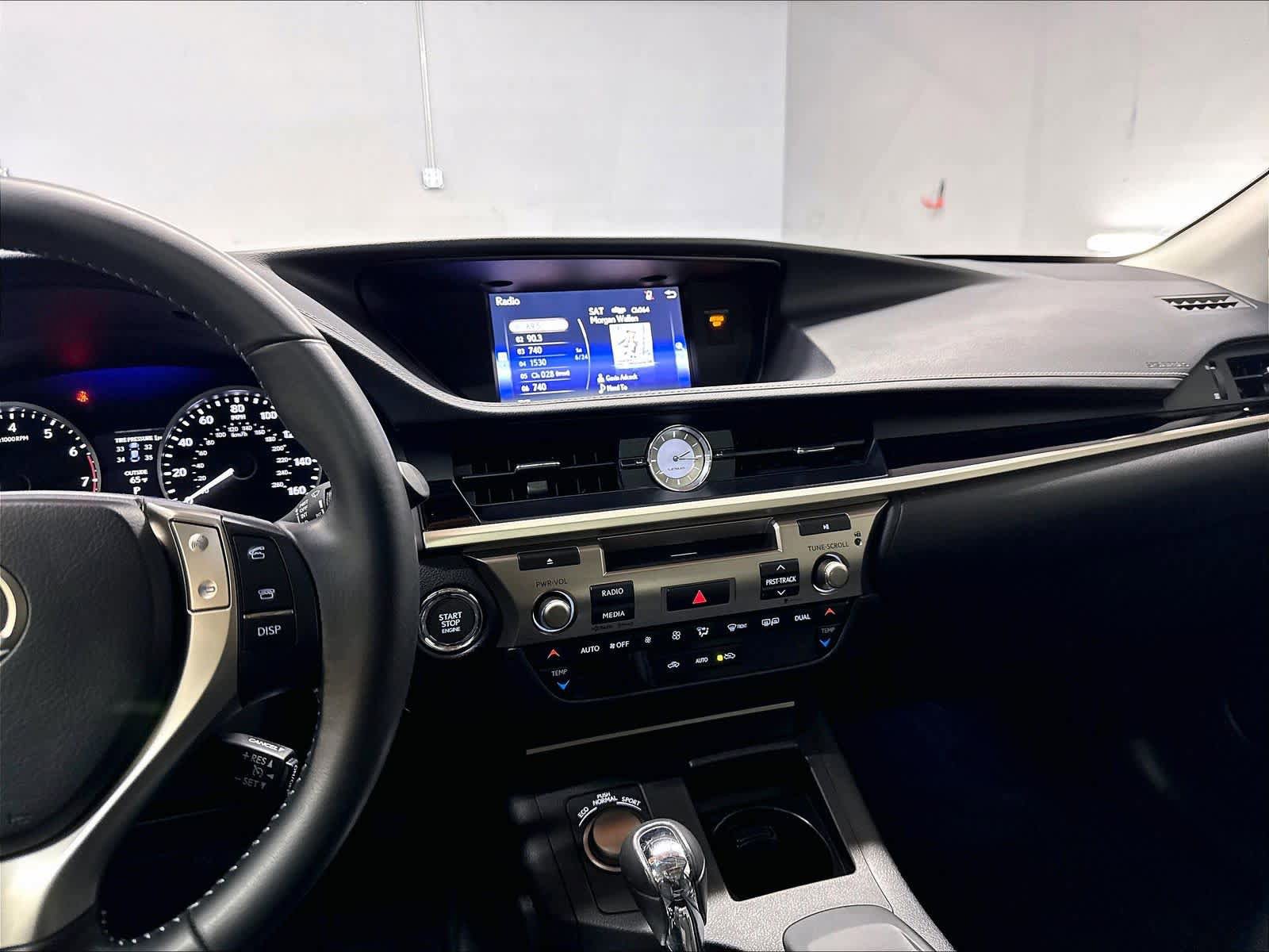 Used 2015 Lexus ES 350 FWD image 9