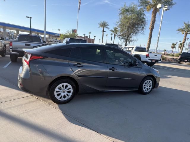 Certified 2019 Toyota Prius LE FWD image 4