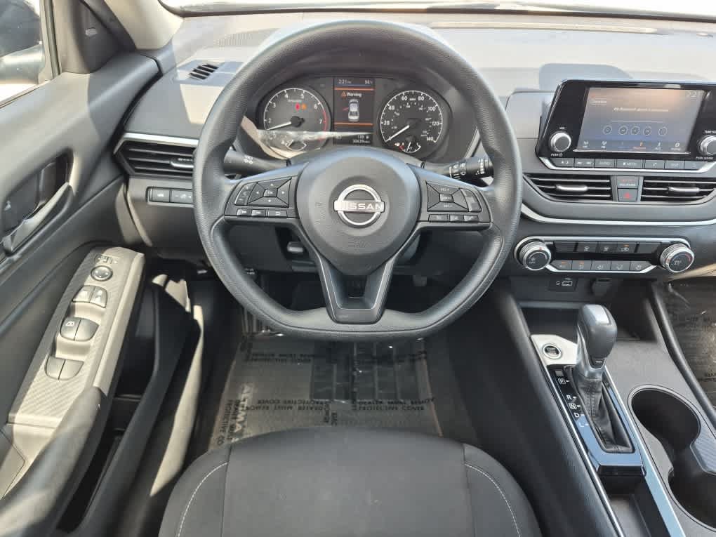 Used 2023 Nissan Altima 2.5 S FWD image 8