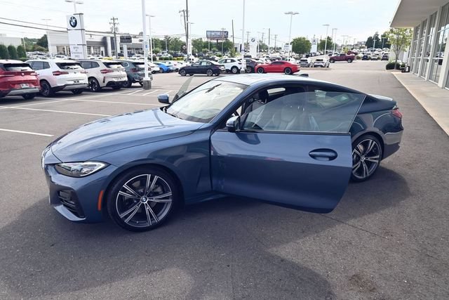 Used 2022 BMW 430i Coupe w/ M Sport Package RWD image 42