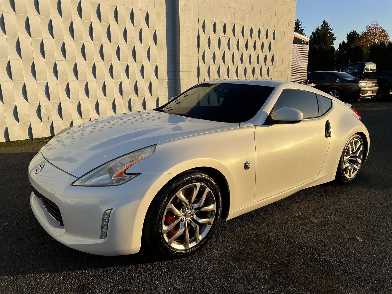 Used 2016 Nissan 370Z w/ Sport Package