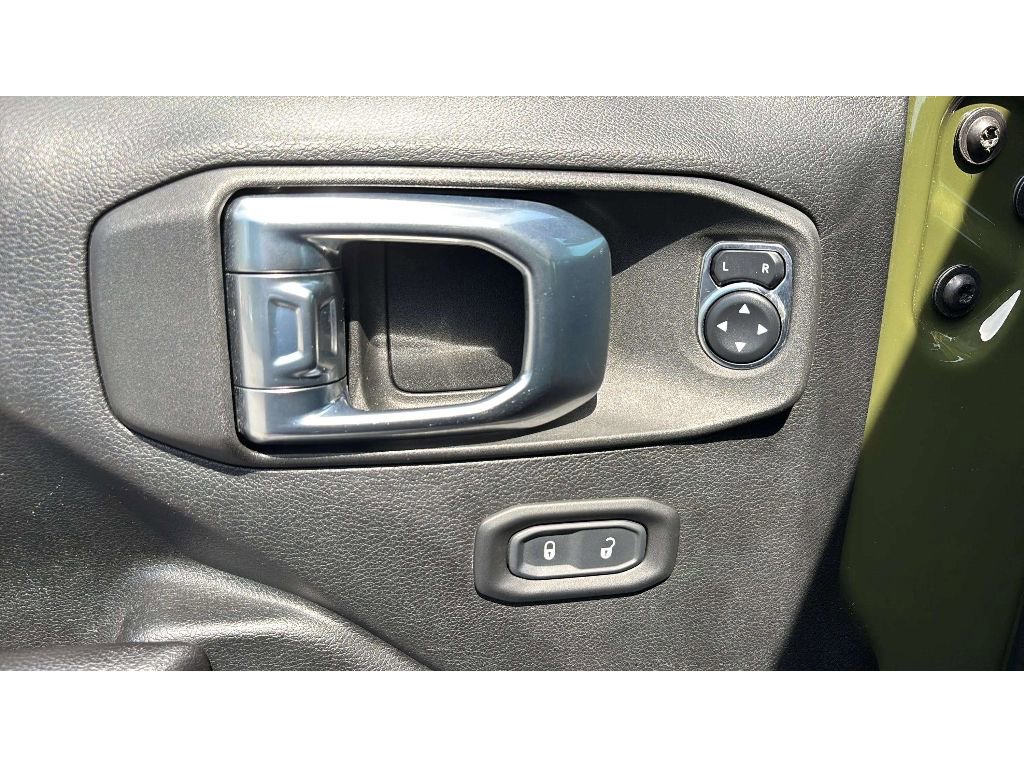 Used 2021 Jeep Gladiator Rubicon AWD/4WD image 28