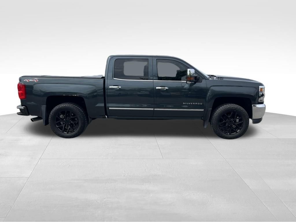 Used 2017 Chevrolet Silverado 1500 LTZ w/ LTZ Plus Package AWD/4WD image 7