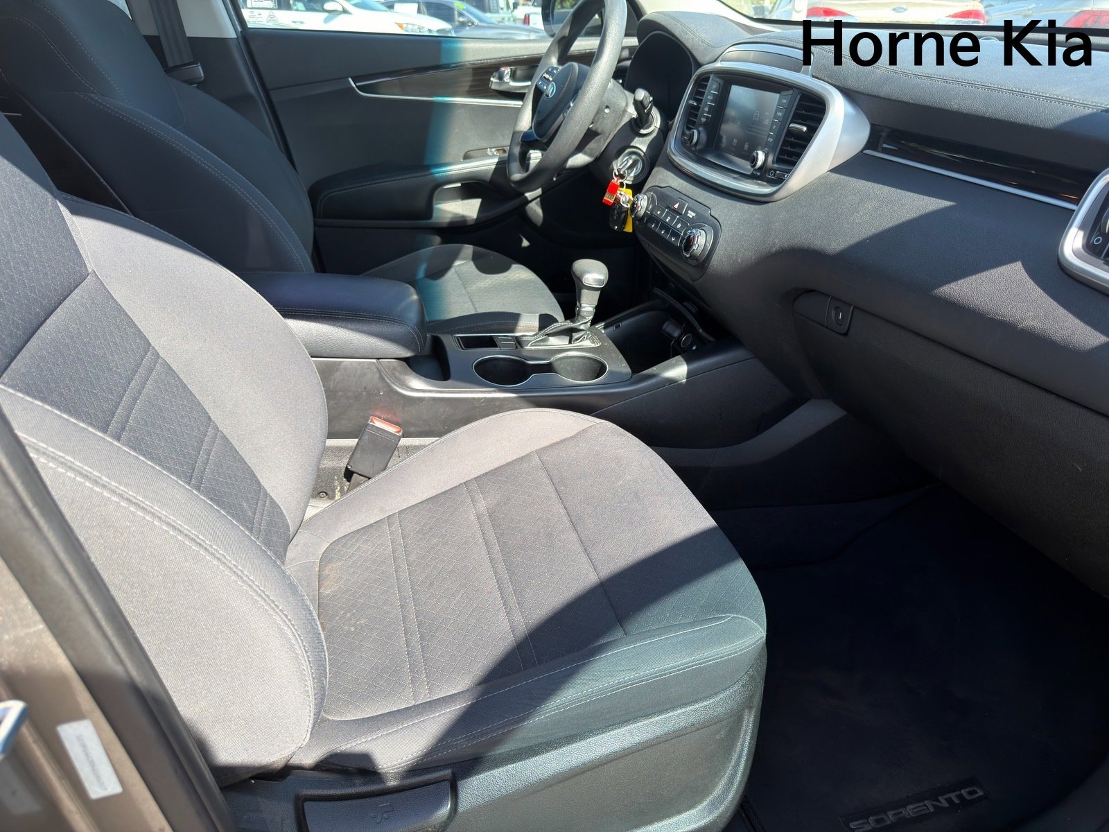 Used 2019 Kia Sorento L FWD image 29