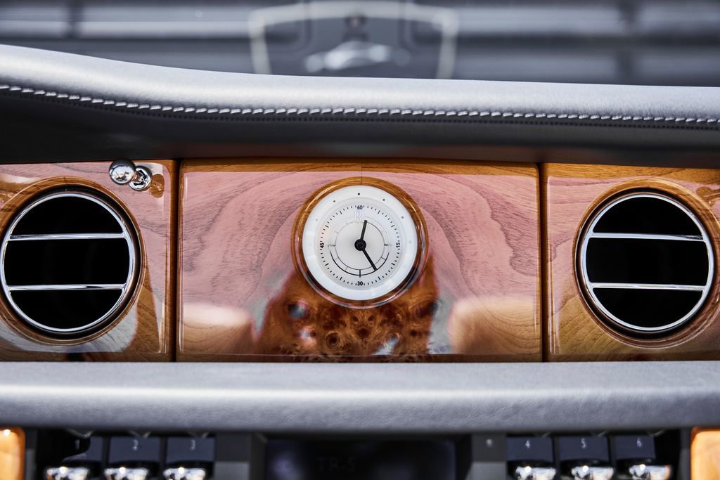 Used 2009 Rolls-Royce Phantom Drophead Coupe RWD image 76