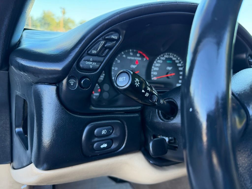 Used 2003 Chevrolet Corvette Coupe w/ Preferred Equipment Group image 24