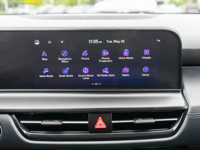 Certified 2025 Kia Seltos SX w/ SX Sunroof Package AWD/4WD image 22