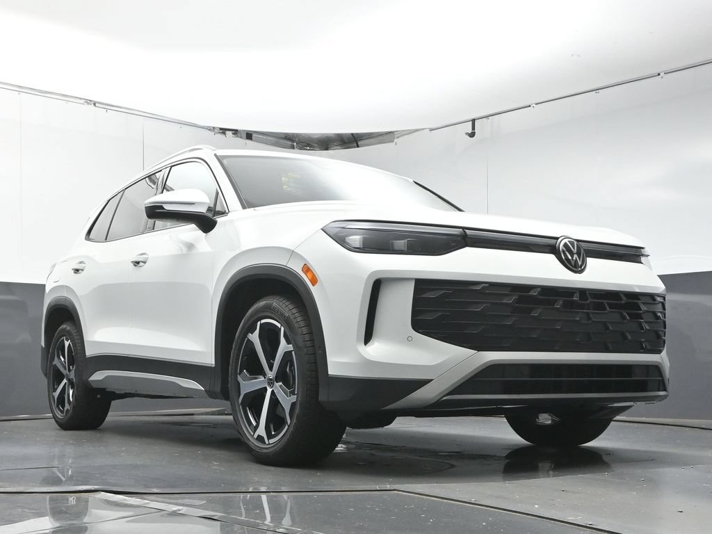 New 2026 Volkswagen Tiguan SE FWD image 31