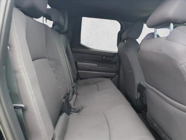 Used 2025 Toyota Tacoma SR5 AWD/4WD image 17